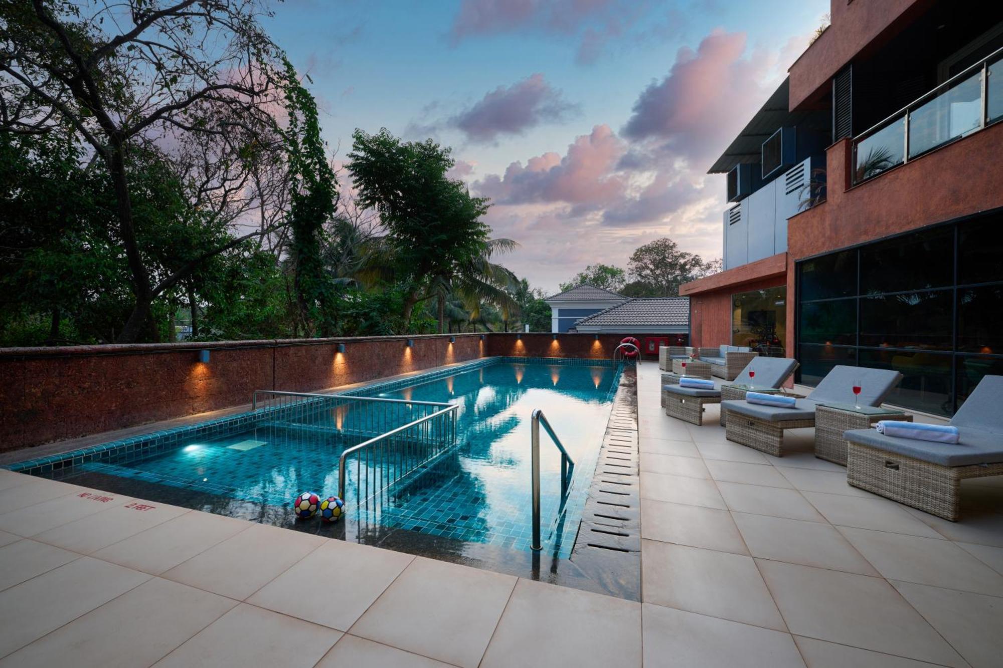 فندق Golden Tulip Vagator Goa المظهر الخارجي الصورة